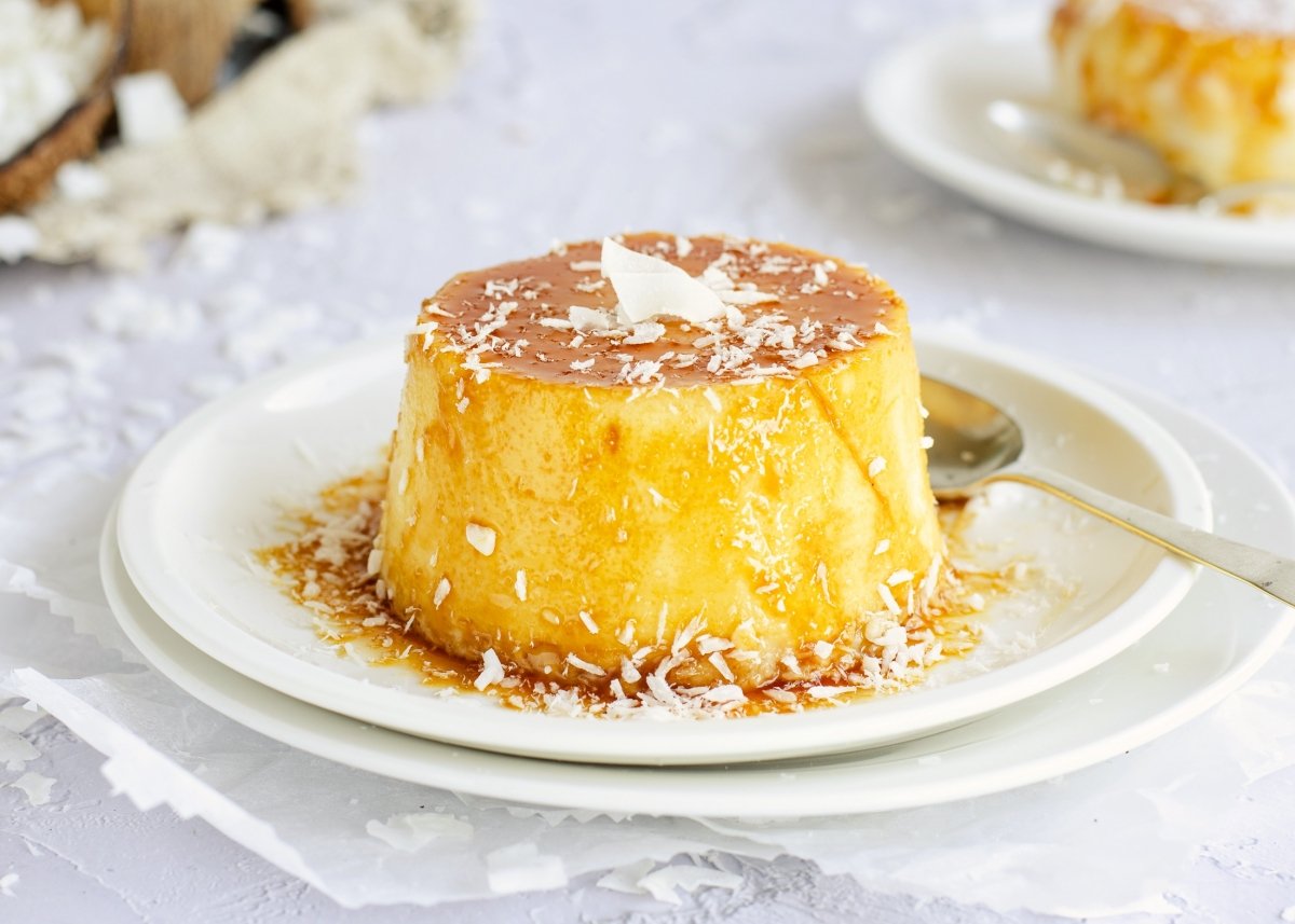 Flan de Coco tropical